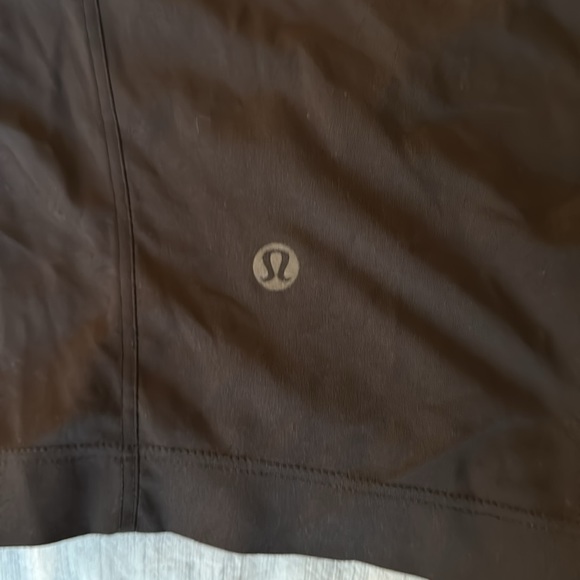 Lululemon Mens Medium 11” Linerless Short all Black - Picture 4 of 4